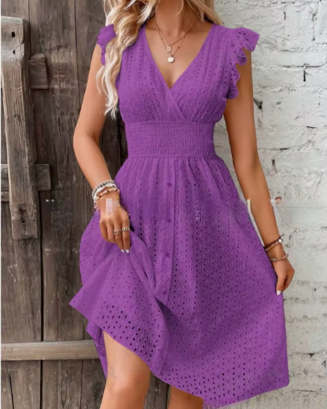 Palmira - Kleid mit Volants aus englischer Stickerei