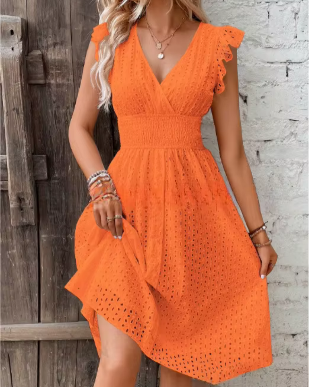 Palmira - Kleid mit Volants aus englischer Stickerei