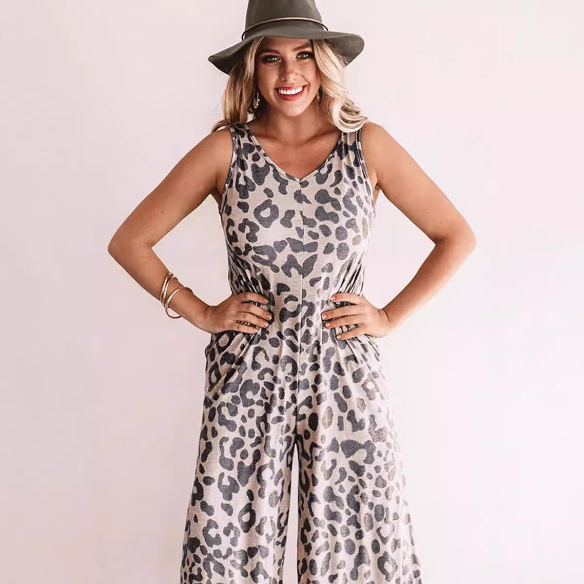 Lisa Ärmelloser Overall Für Frauen - Leopardenmuster - Weit Geschnitten - V-Ausschnitt - Ideal Für Freizeit Und Urlaub-4