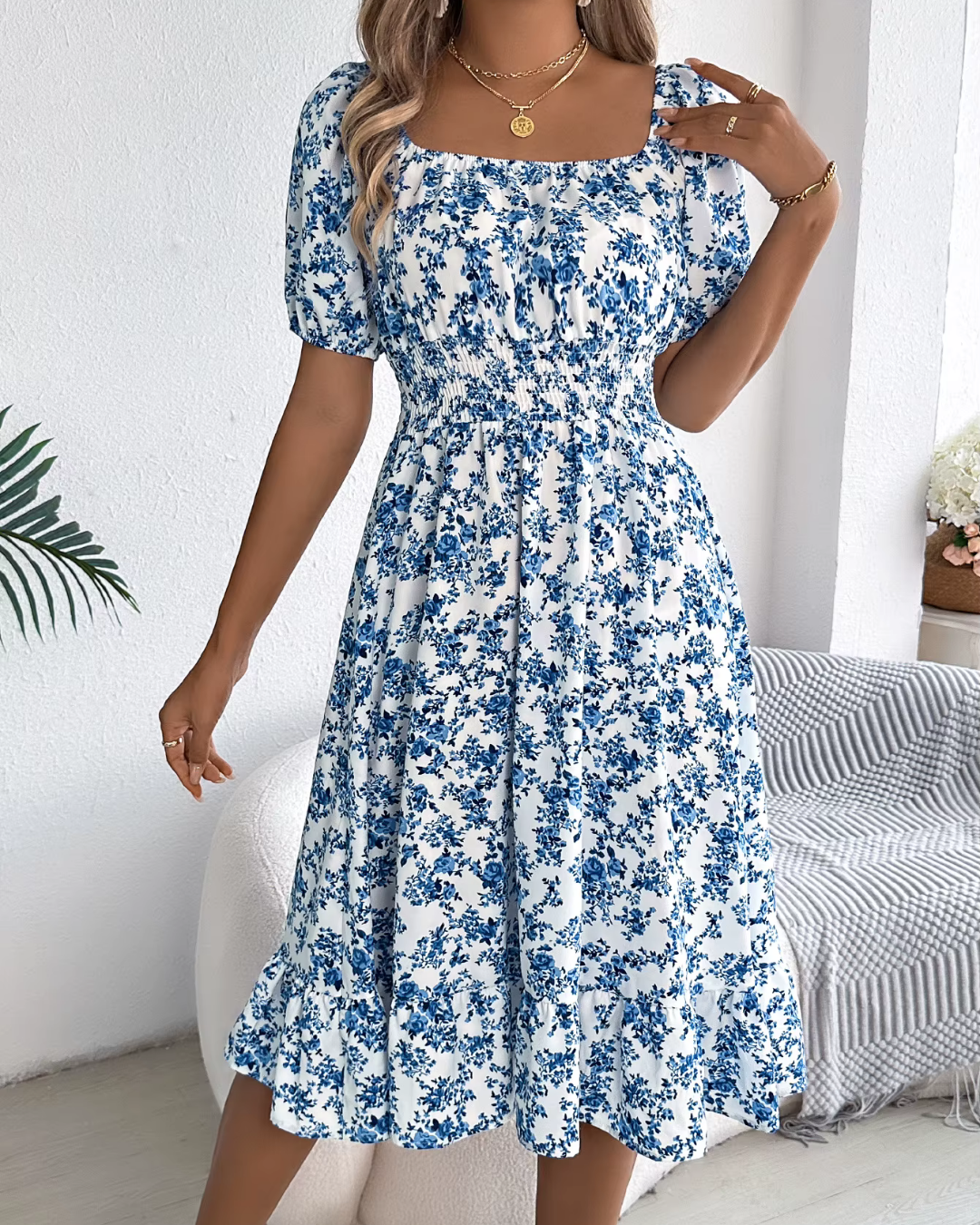 Jayen - Ausladendes Blumenkleid