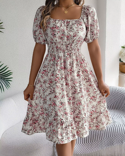 Jayen - Ausladendes Blumenkleid