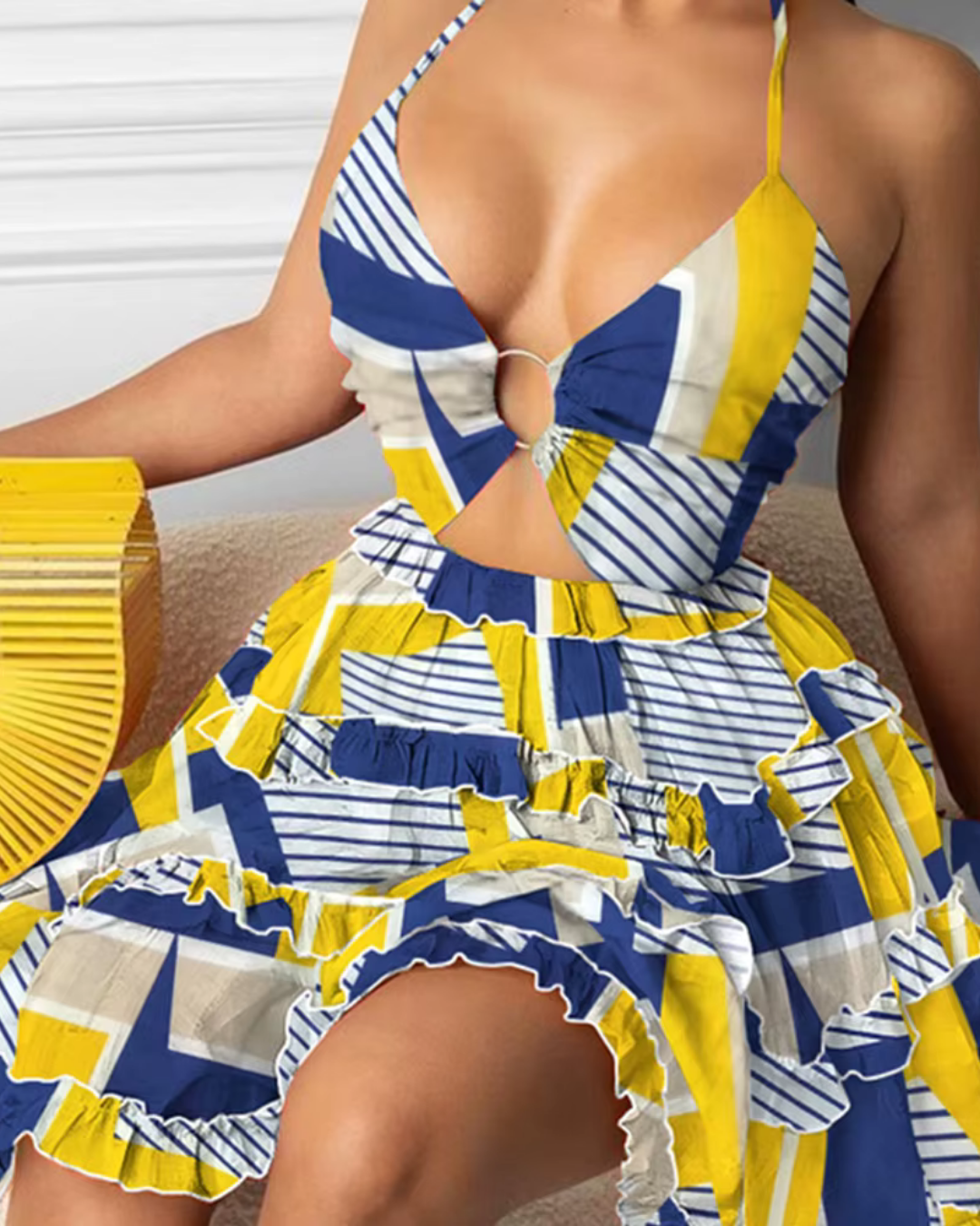 Gracie - Elegantes buntes Minikleid mit Rüschen