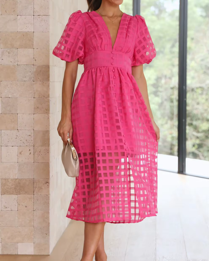Callie - Sommerliche Eleganz mit dem Midi-Kleid mit Puffärmeln