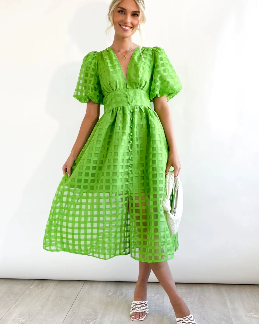 Callie - Sommerliche Eleganz mit dem Midi-Kleid mit Puffärmeln