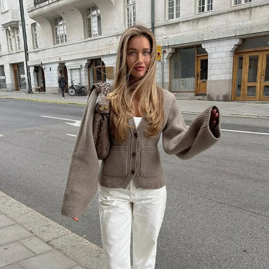 Anna Strickjacke Damen - Button-Up Cardigan - Lange Ärmel - Cropped Fit - Vordertaschen - Herbst/Winter Stil-1